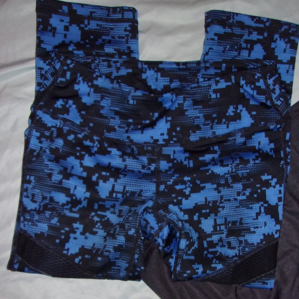 reebok size extra small womens work out pants black blue  gym athletic capris